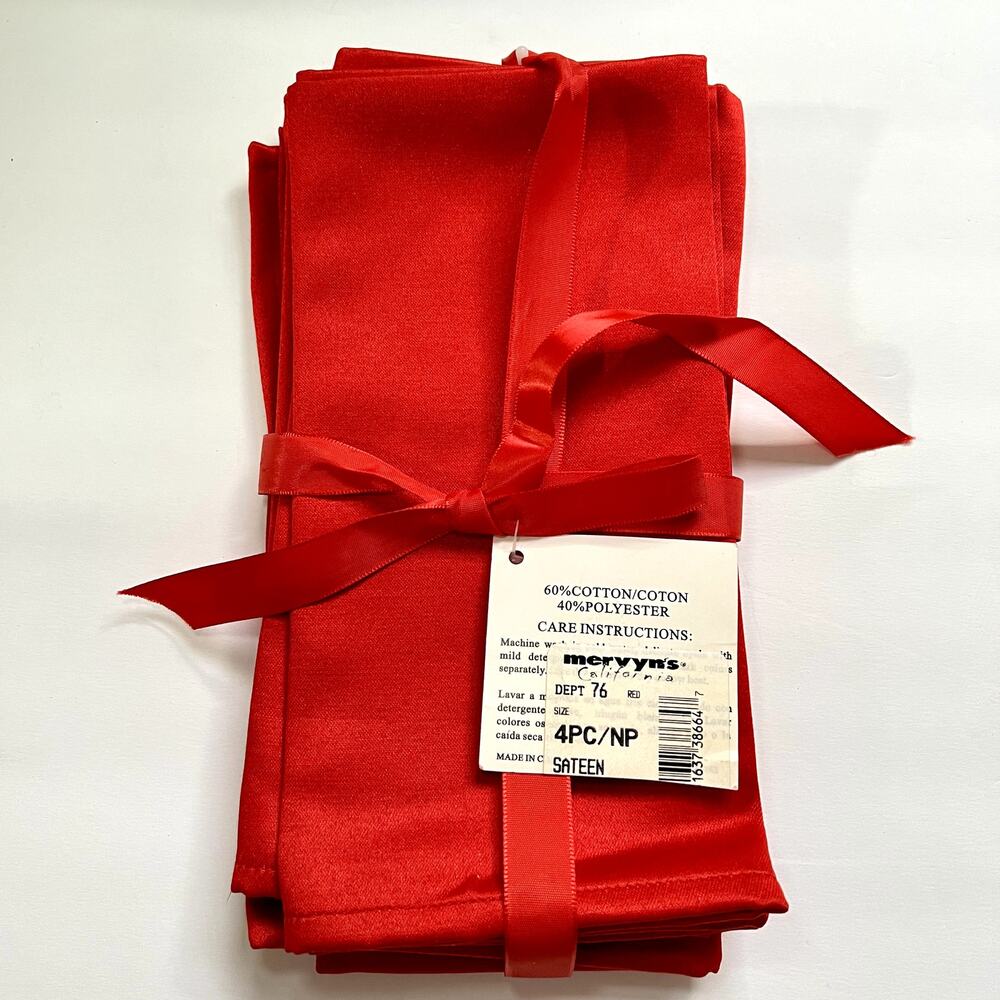 Mervyn's 4 Piece Red Sateen Cotton Napkins‎ NEW